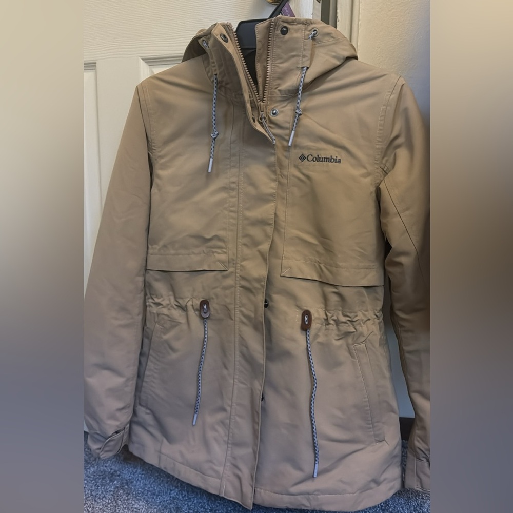 Columbia Women's Utility Jacket in Tan